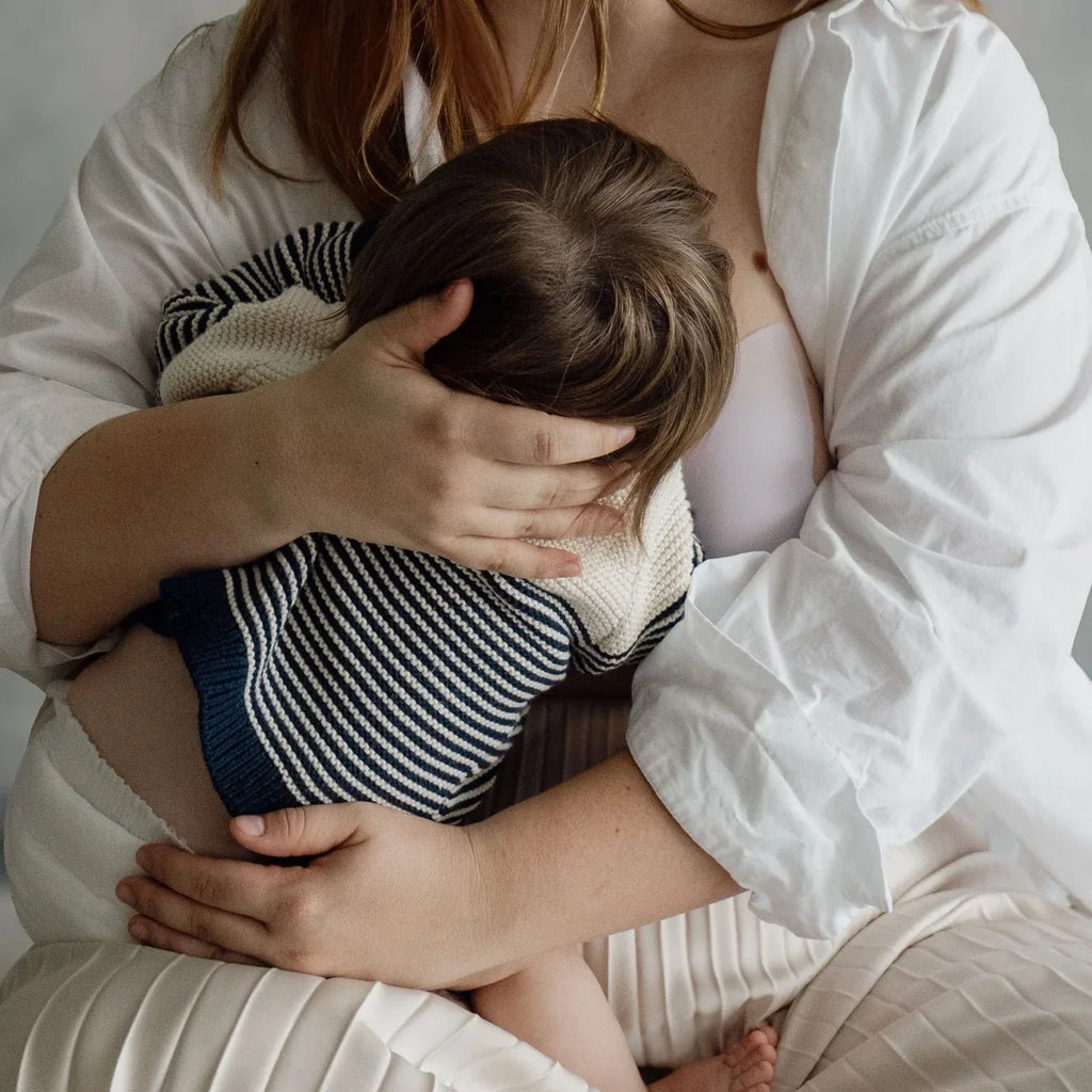 CHICAS: Nursing - Friendly Sticky Bra - Shop Avnu