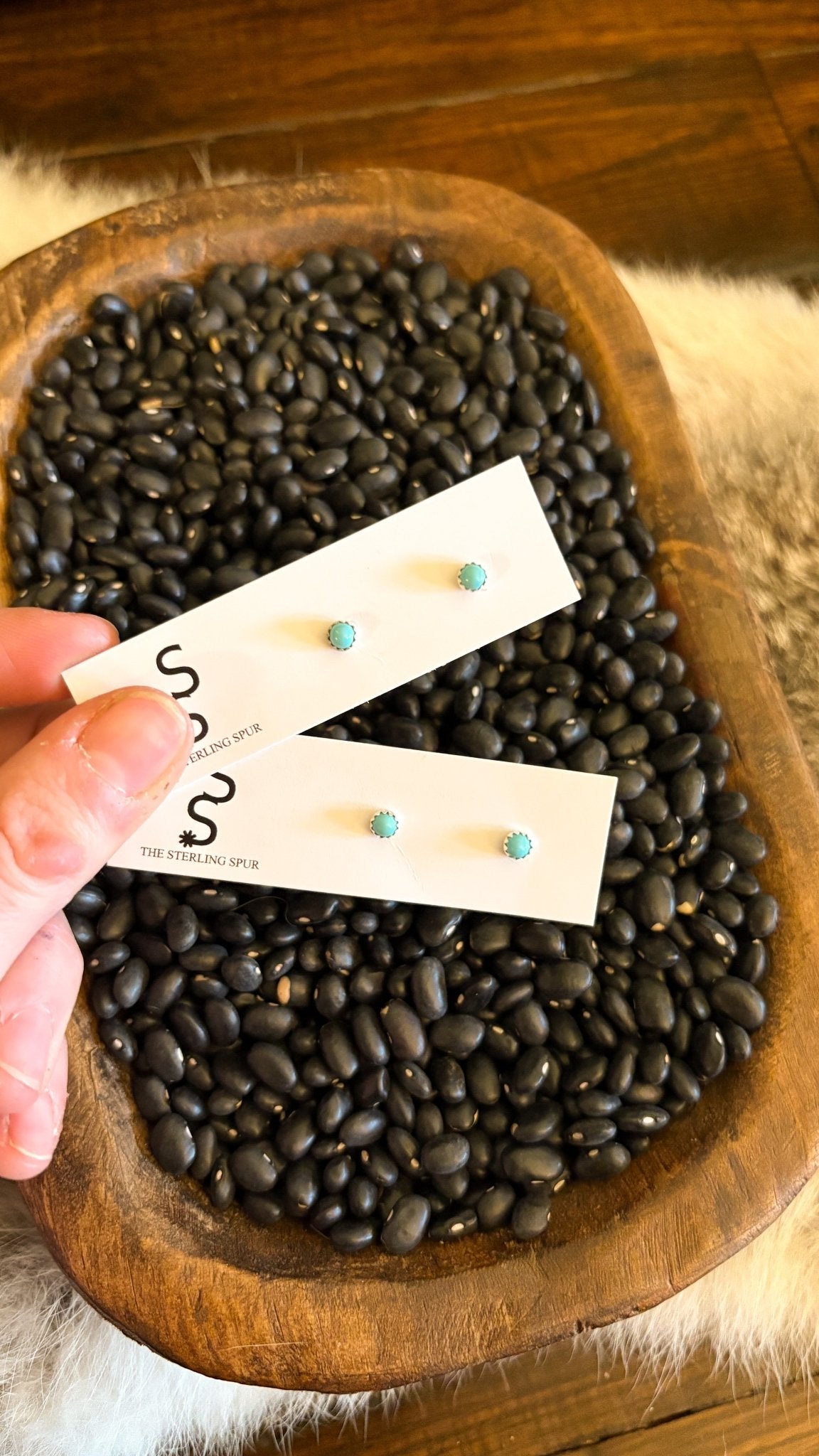 4MM TURQUOISE STUDS - Shop Avnu