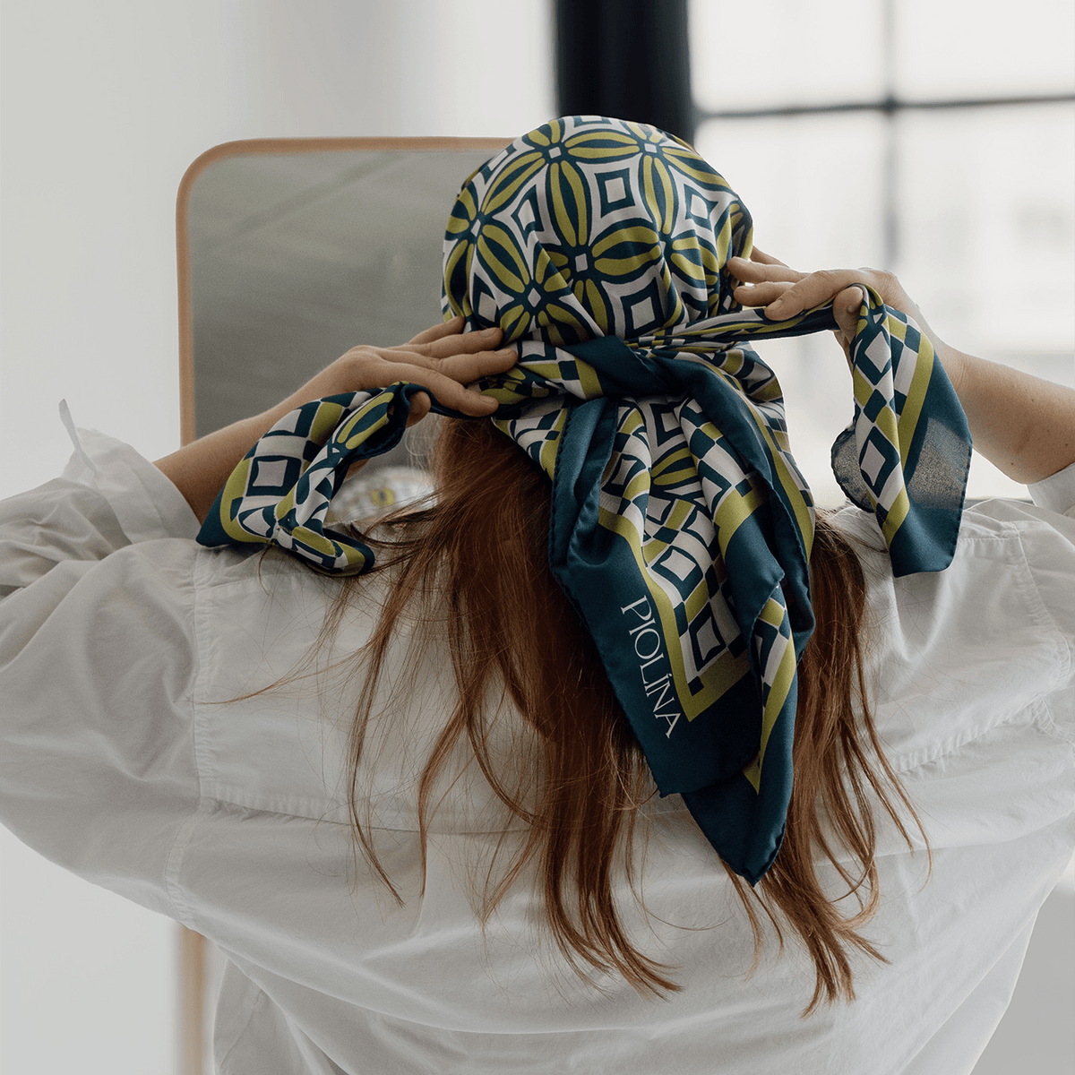 The Magnetic SilkSnap Scarf - Shop Avnu