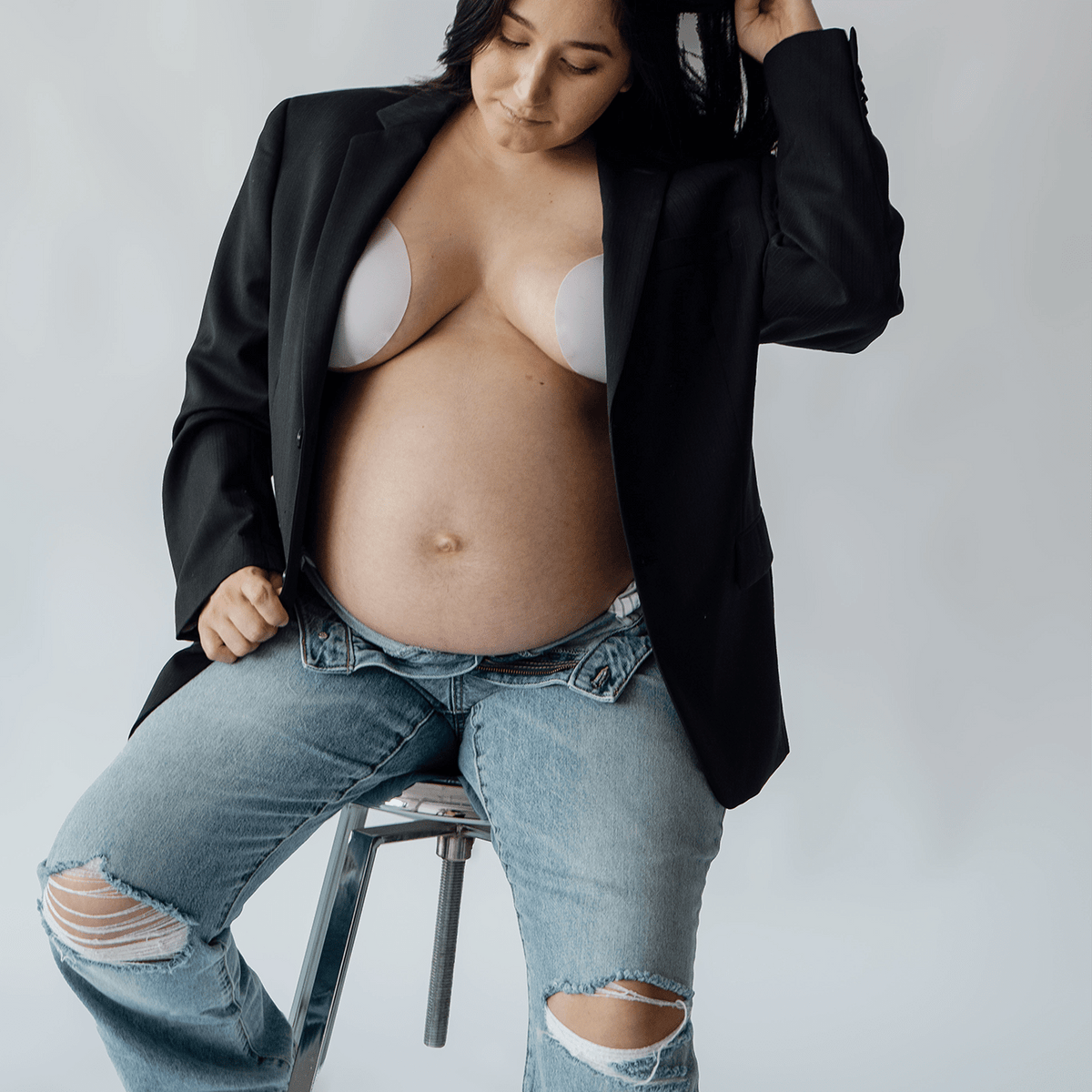 CHICAS: Nursing - Friendly Sticky Bra - Shop Avnu