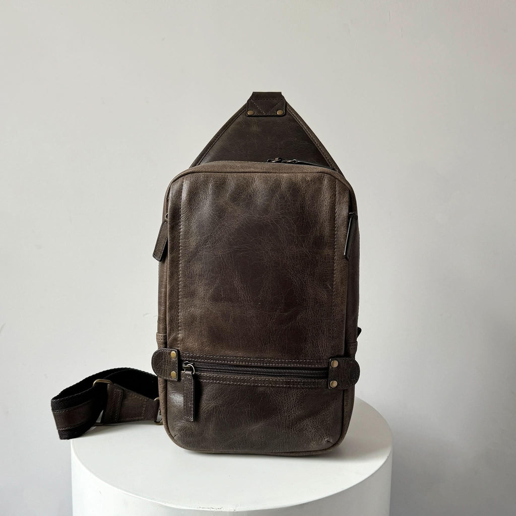 Full-Grain Crazy Horse Leather Sling Bag – Rugged Style, Two-Way Carry