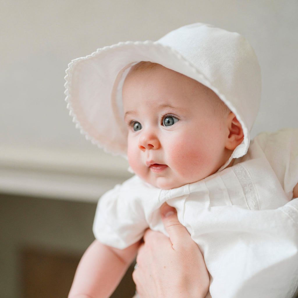 Brimmed Linen Bonnet