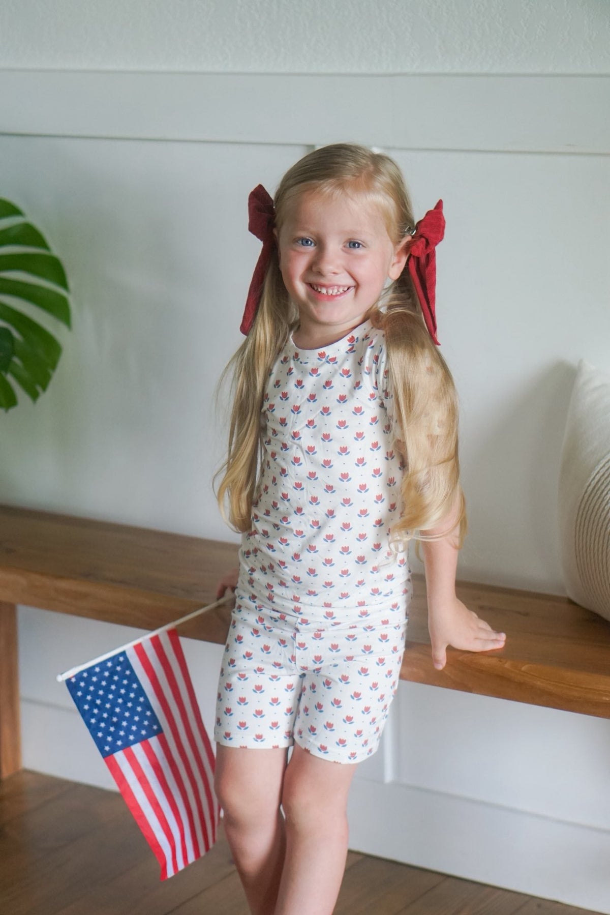 Red White & Blue Tulip 2pc Bamboo Pajamas - Shop Avnu