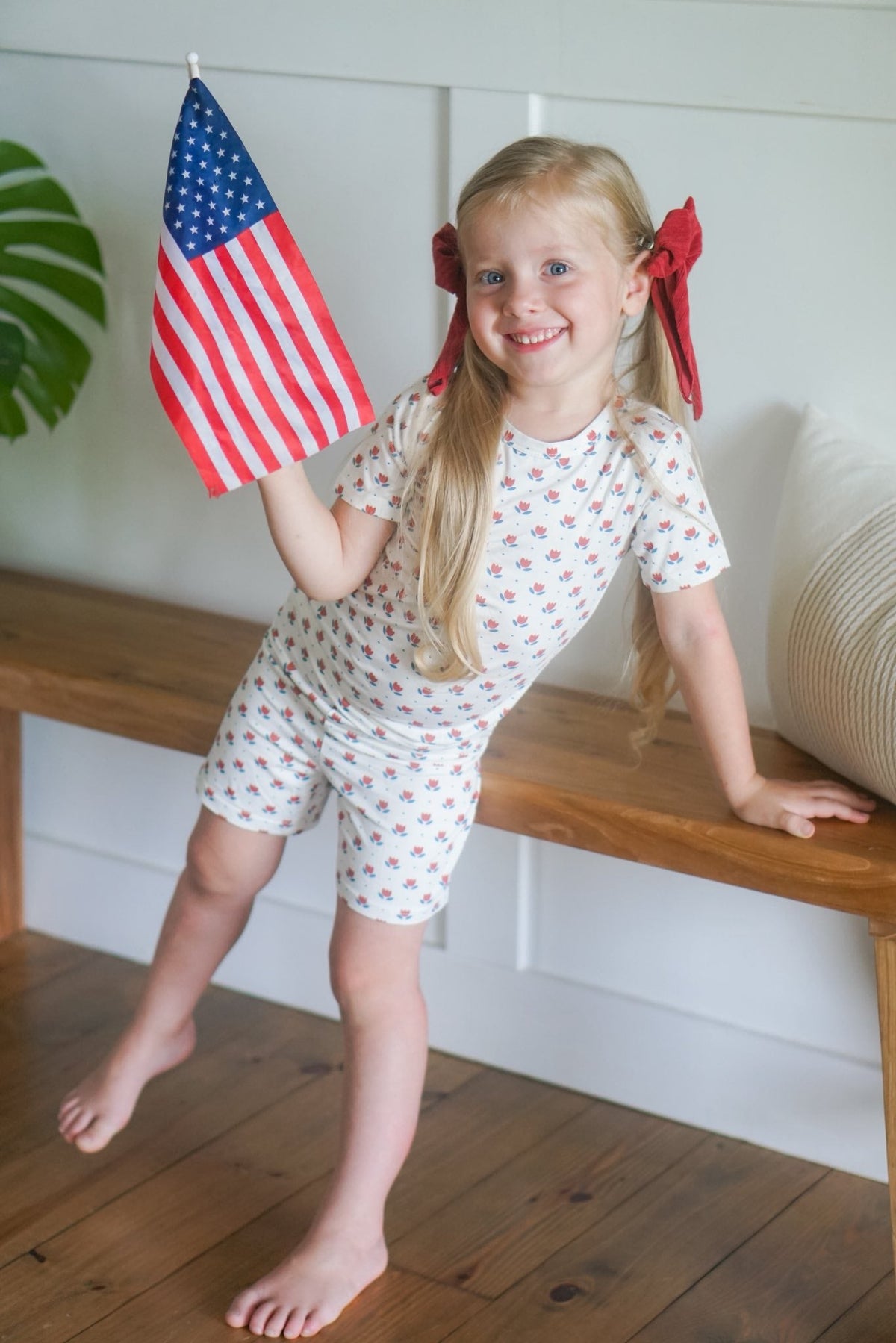 Red White & Blue Tulip 2pc Bamboo Pajamas - Shop Avnu
