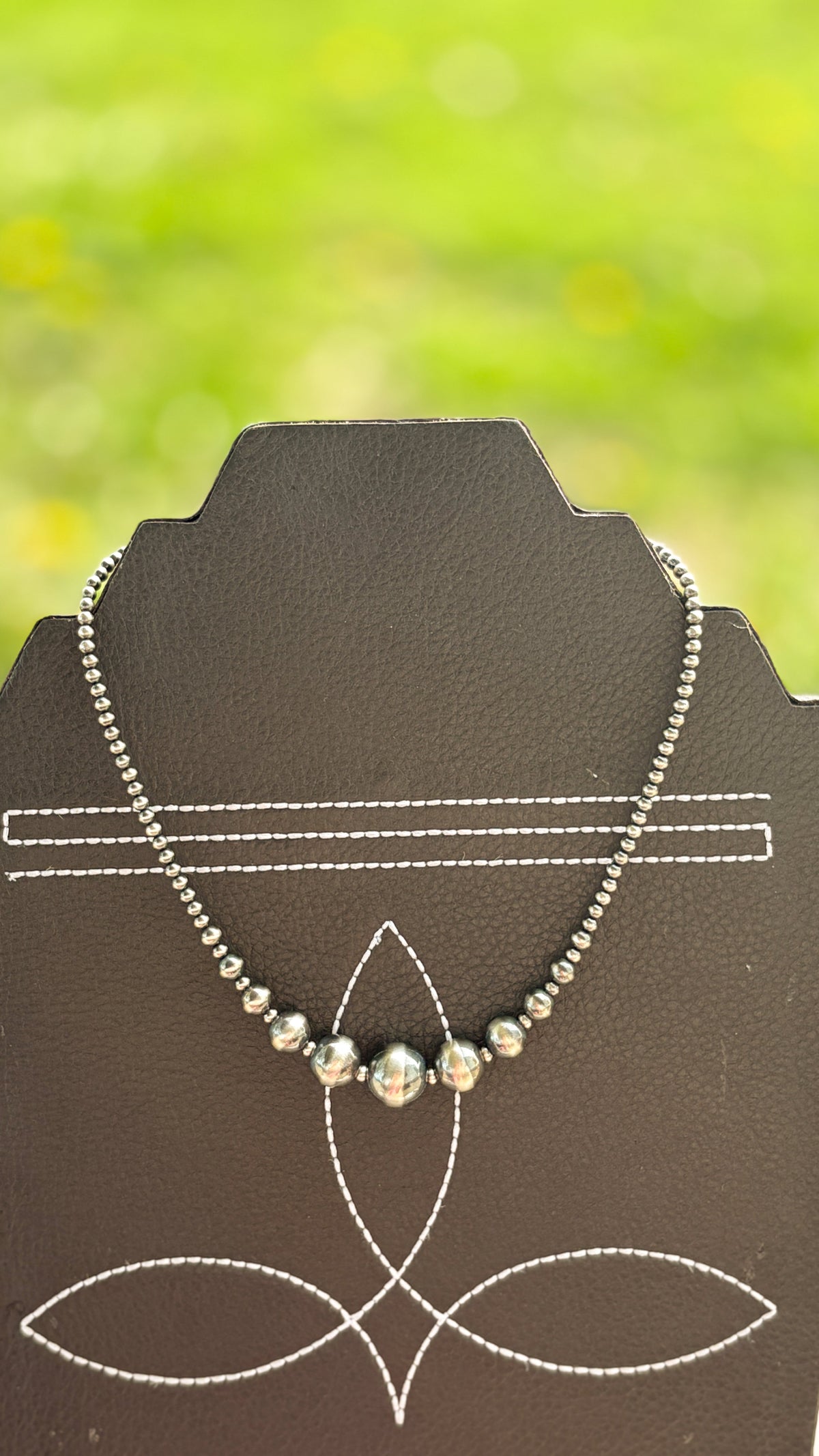BIG PAPA GRADUATED PEARL CHOKER