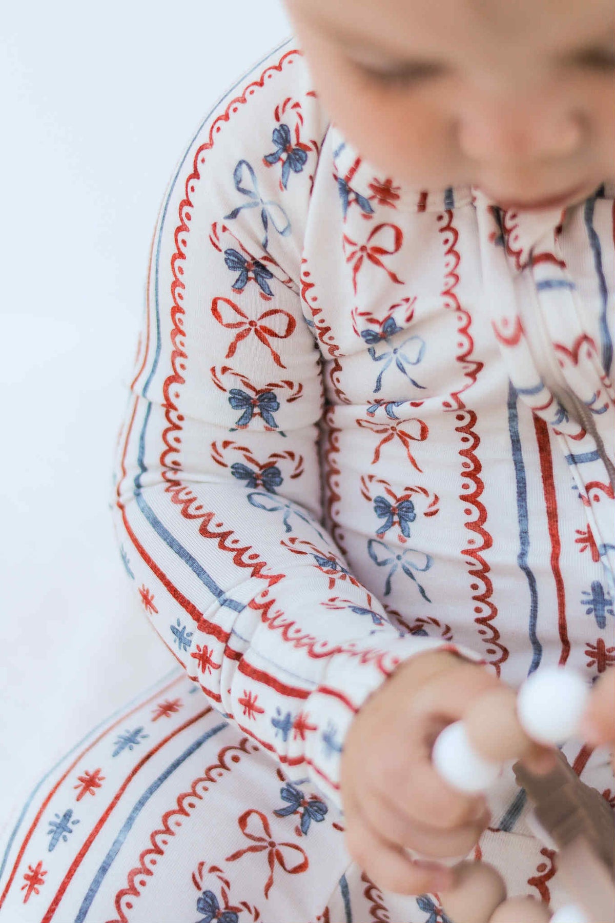 Candy Cane Lane Bamboo Christmas Pajamas - Zippy - Shop Avnu
