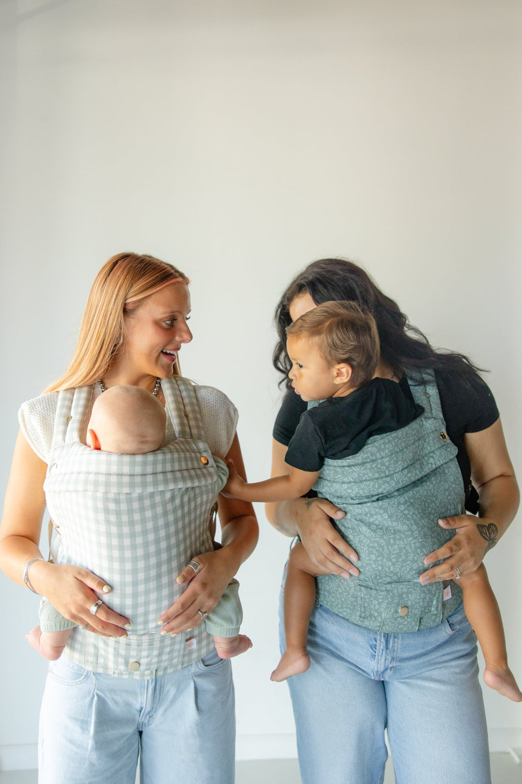 Coco Bloom – Cotton Baby Carrier - Shop Avnu