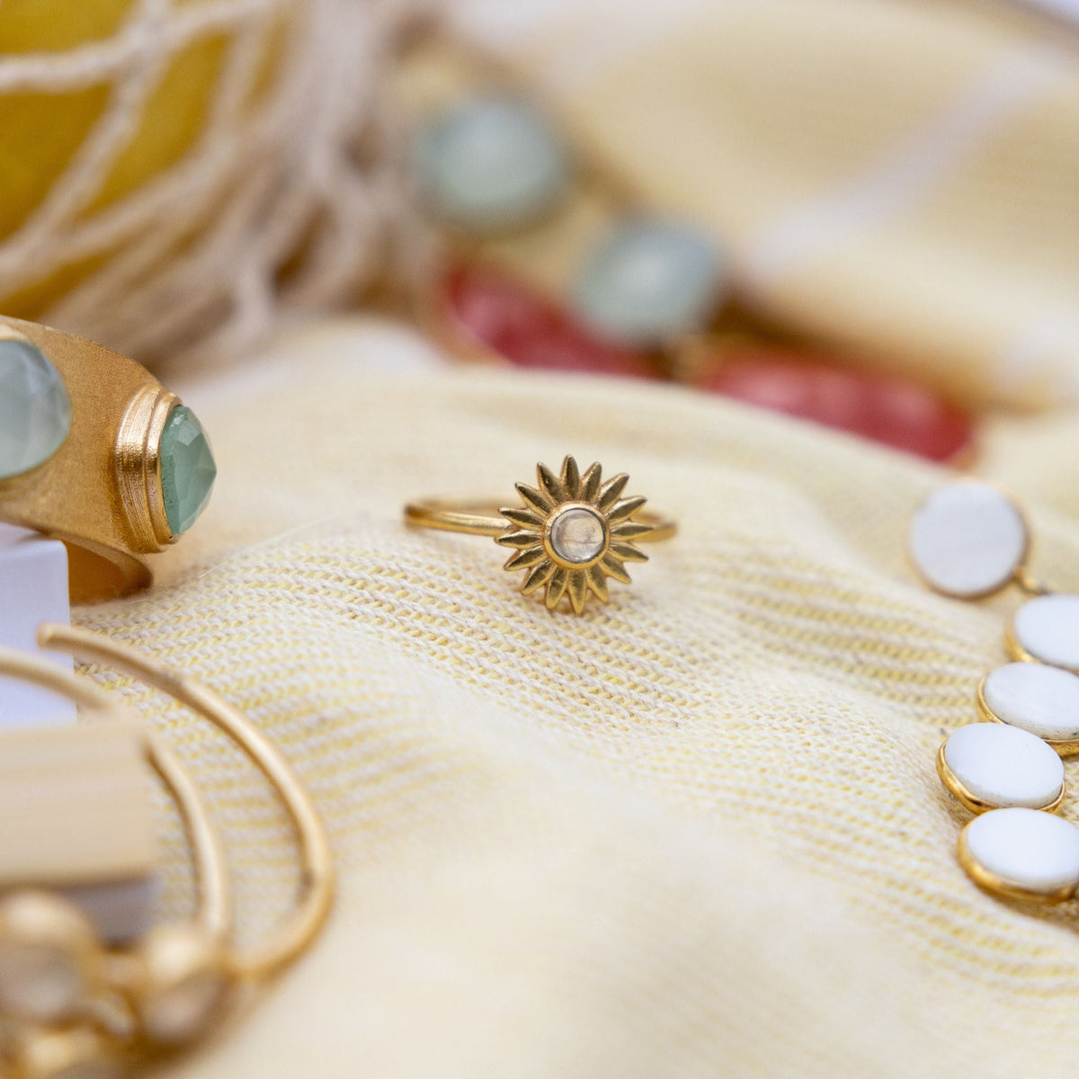 Anemone's Charm Ring - Shop Avnu