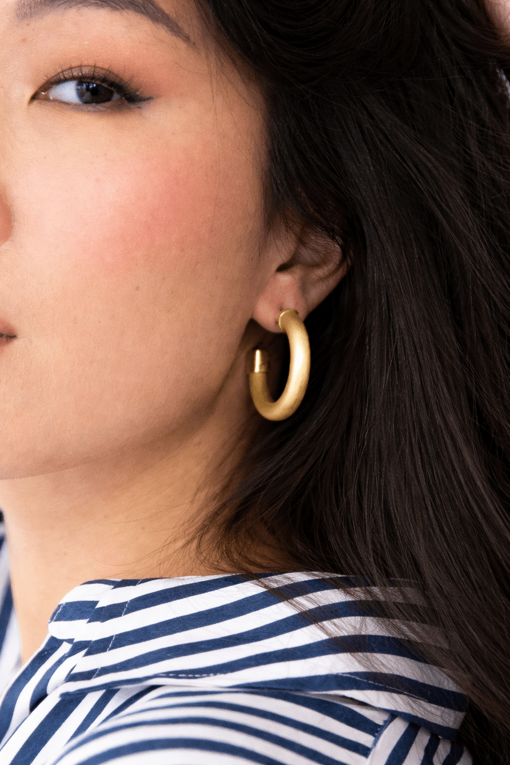 Brushed Gold Hoop Earrings - Shop Avnu