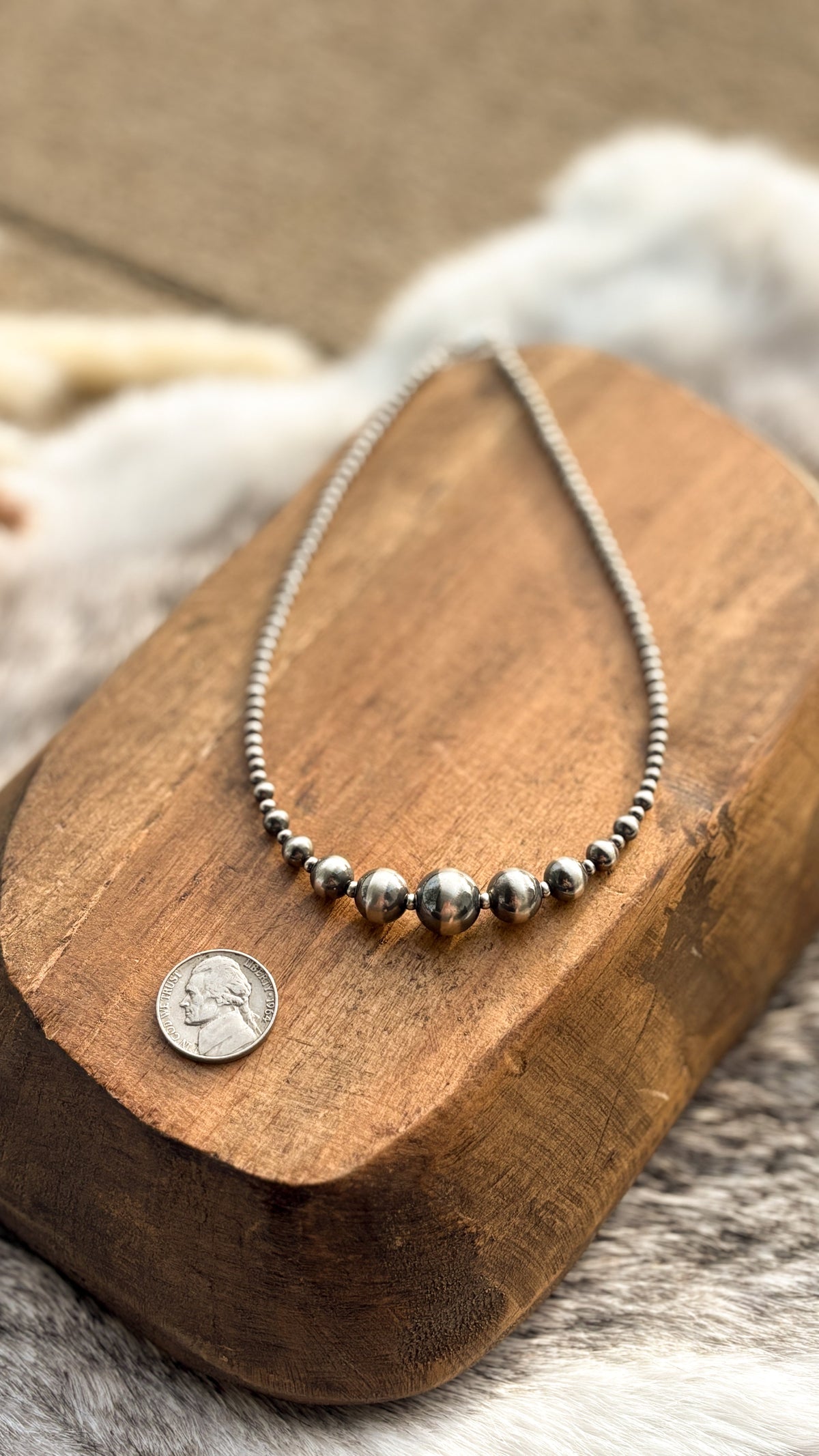 BIG PAPA GRADUATED PEARL CHOKER