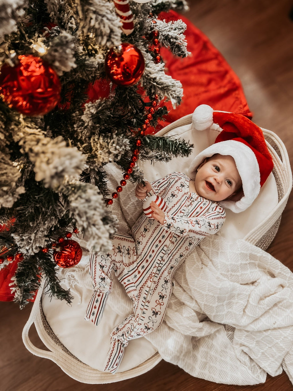 Candy Cane Lane Bamboo Christmas Pajamas - Zippy - Shop Avnu