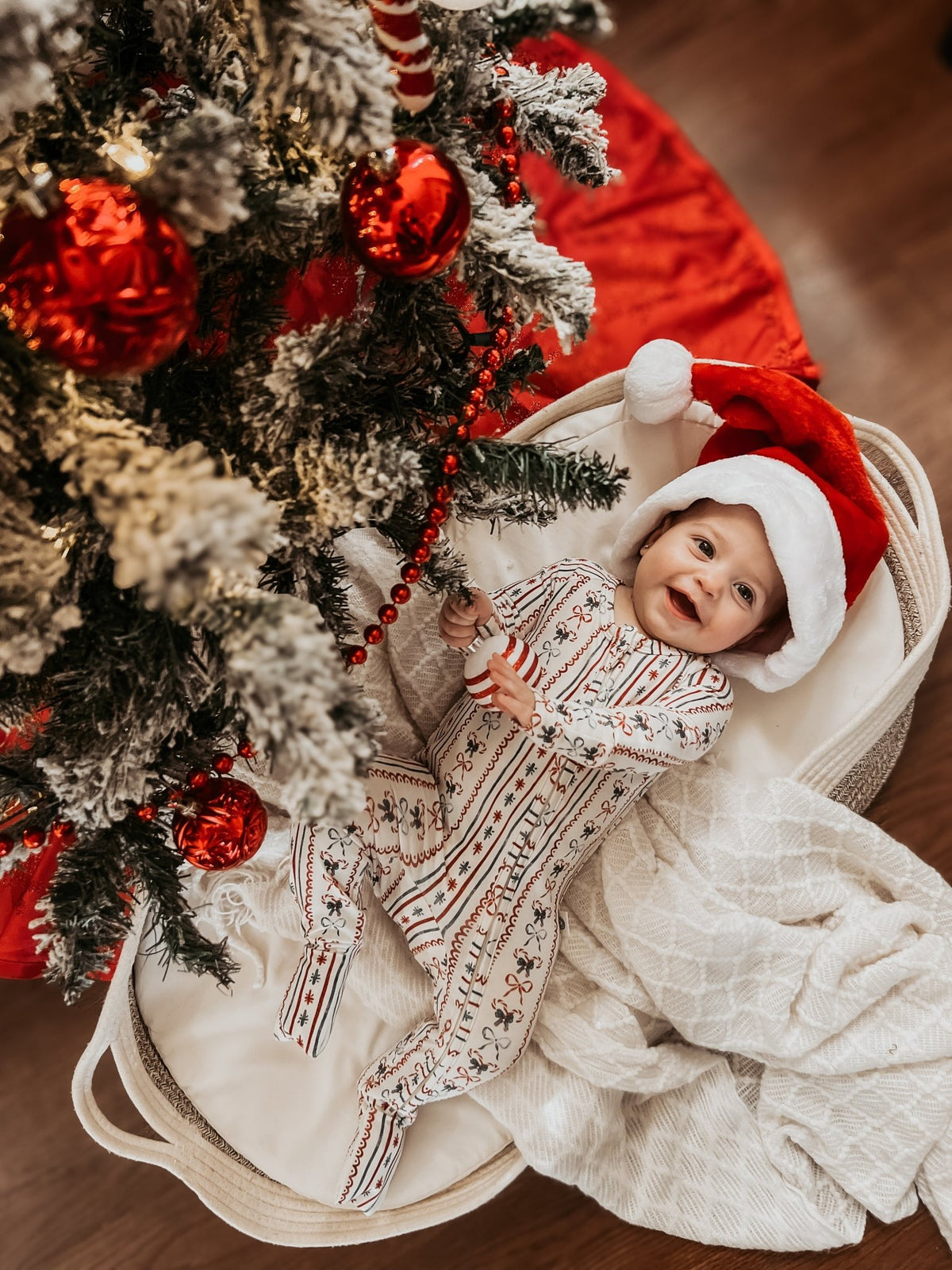 Candy Cane Lane Bamboo Christmas Pajamas - Zippy - Shop Avnu