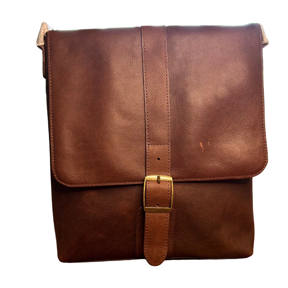 Full Grain Leather Messenger Bag for Men – Crossbody Work & Everyday Shoulder Bag