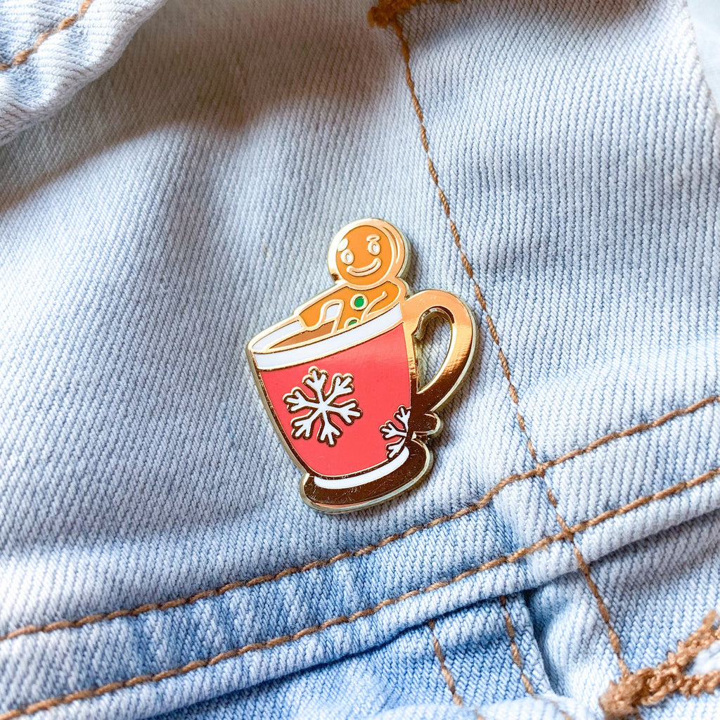 Gingerbread Martini Pin - Shop Avnu