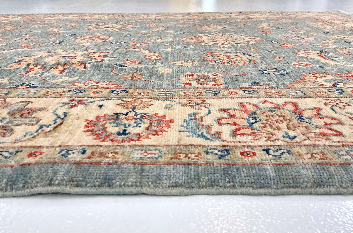 Chobi Farahan (4'02"x6'03") lt.blue/ivory