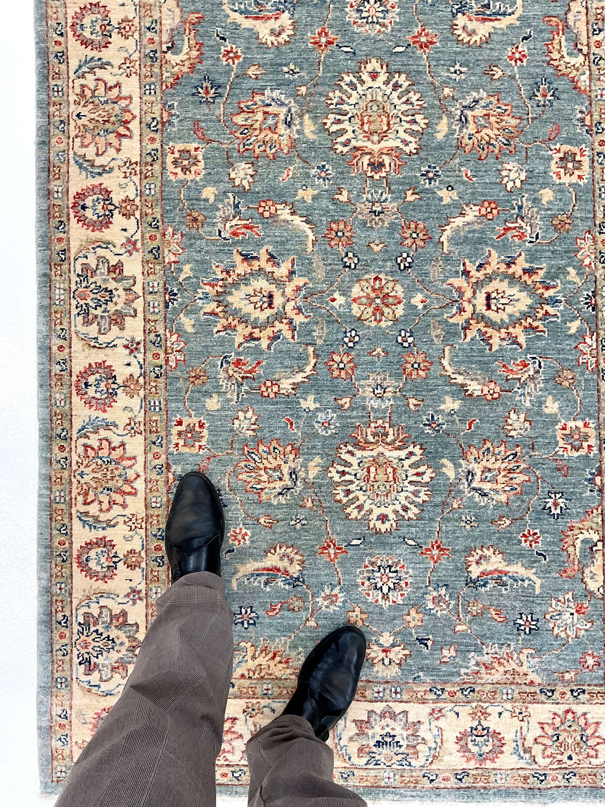 Chobi Farahan (4'02"x6'03") lt.blue/ivory