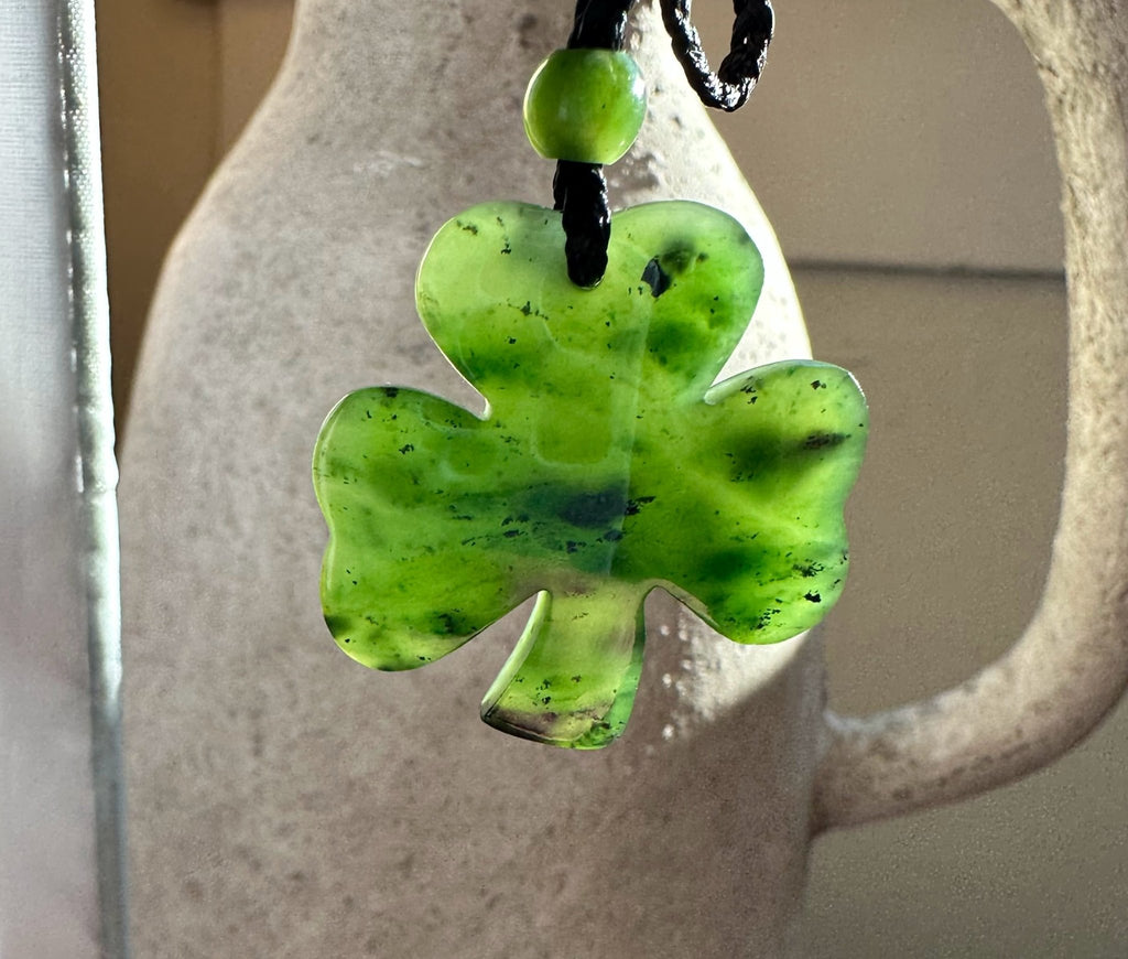 Canadian Jade 3 Leaf Clover Pendant - 30mm - 1451 - Shop Avnu