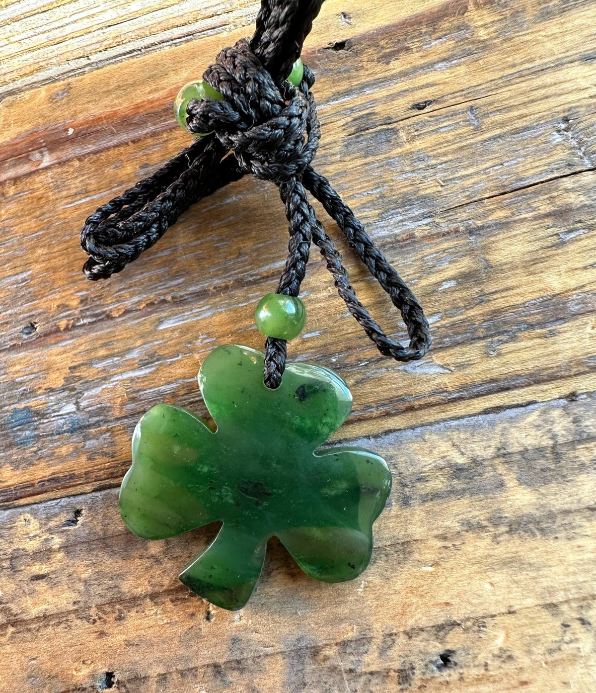 Canadian Jade 3 Leaf Clover Pendant - 30mm - 1451 - Shop Avnu
