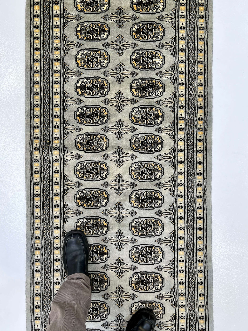 Bokhara (2'07"x10'02") gray