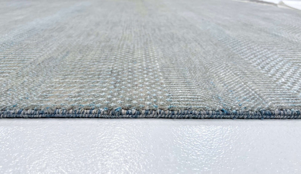 Durva/Grass Design (9'01"x12'02") lt.blue/gray