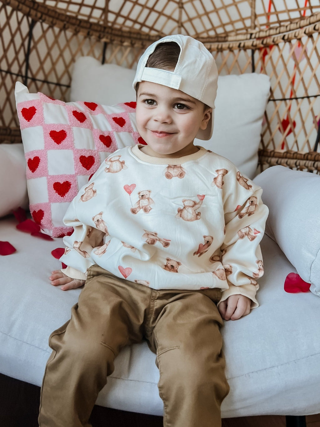 Teddy Bear Hearts Crewneck Sweatshirt - Shop Avnu