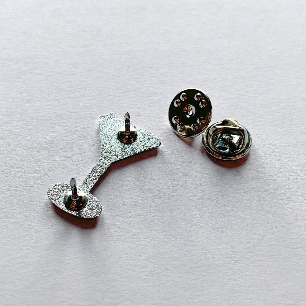 Martini Cocktail Pin - Shop Avnu