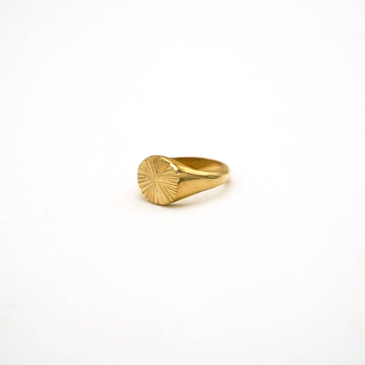 Nila Sun Signet Ring for Men and Women