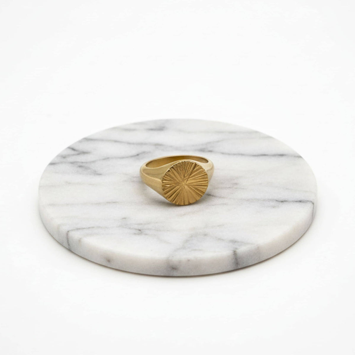 Nila Sun Signet Ring for Men and Women