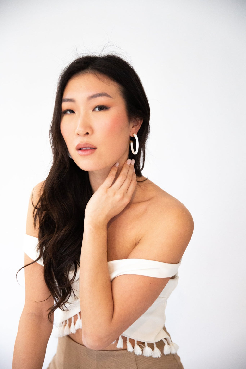 1.5" White Hoop Earrings - Shop Avnu