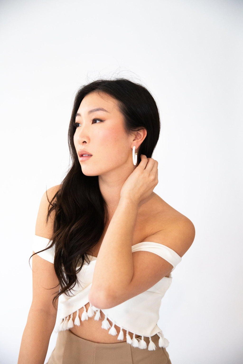 1.5" White Hoop Earrings - Shop Avnu
