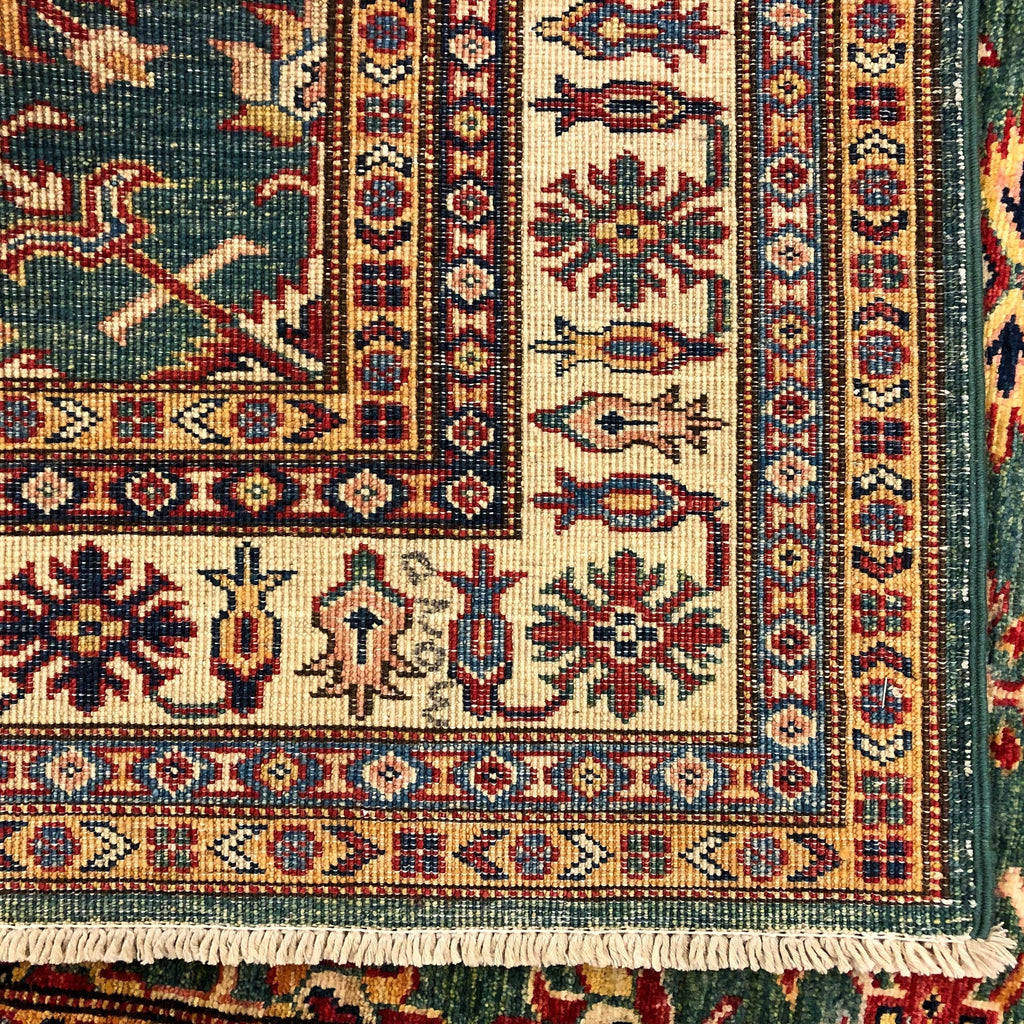 Super Kazak (4'x9' Runner) green/ivory