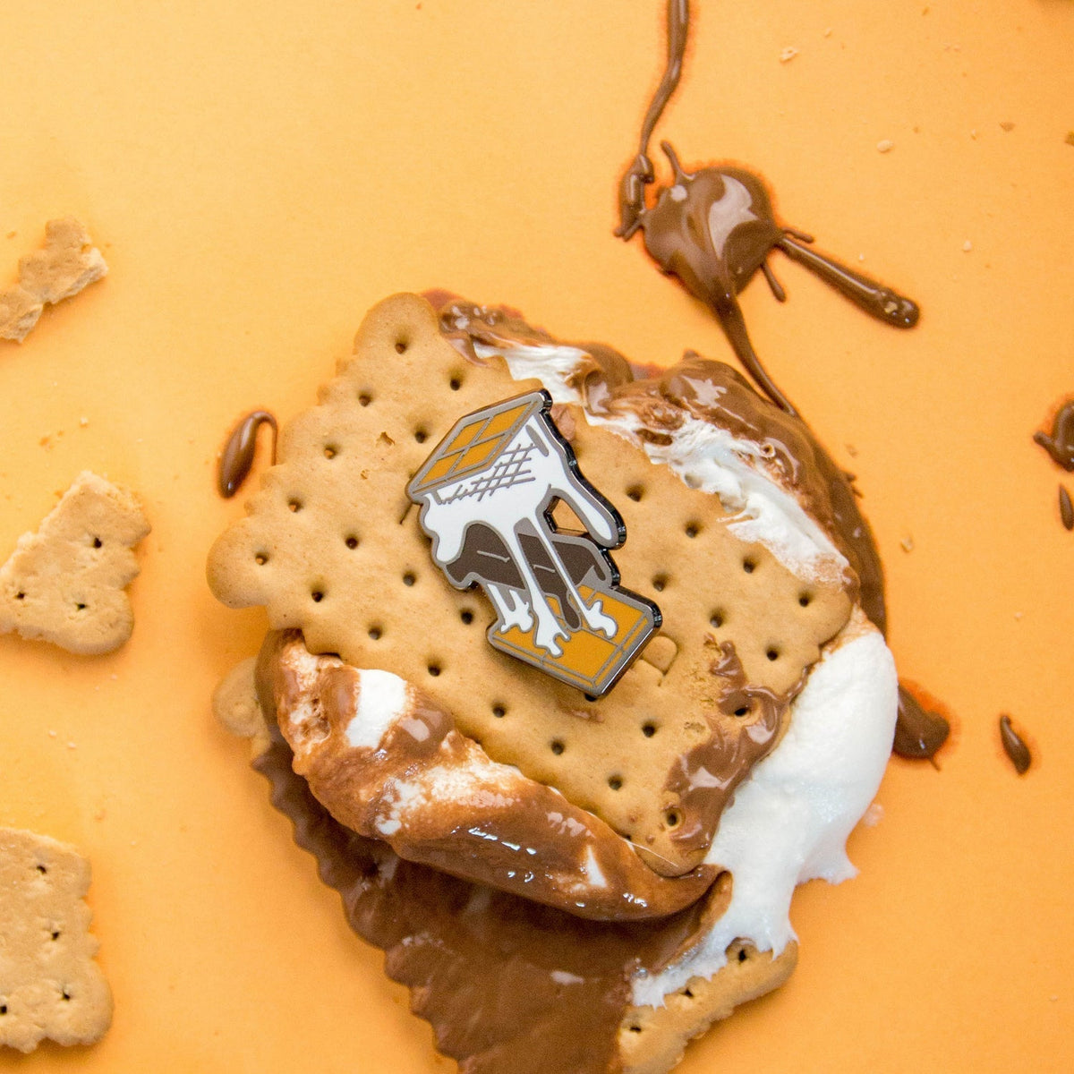 S'mores Pin - Shop Avnu
