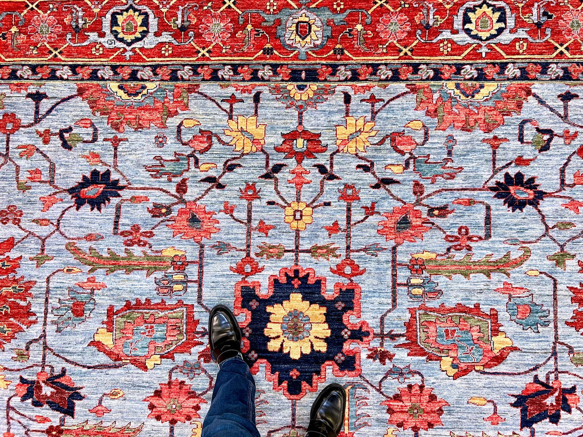 Afgahn Heriz (10'02"x14'00") lt.blue/red