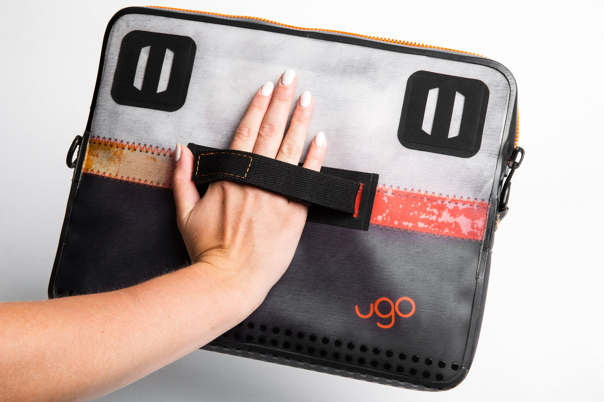 ugo® Signature Collection TABLET XL