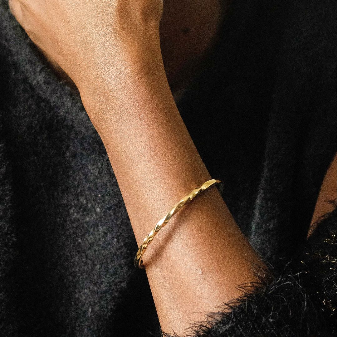 Brass Circular Twist Cuff Bracelet for Women - Uzi