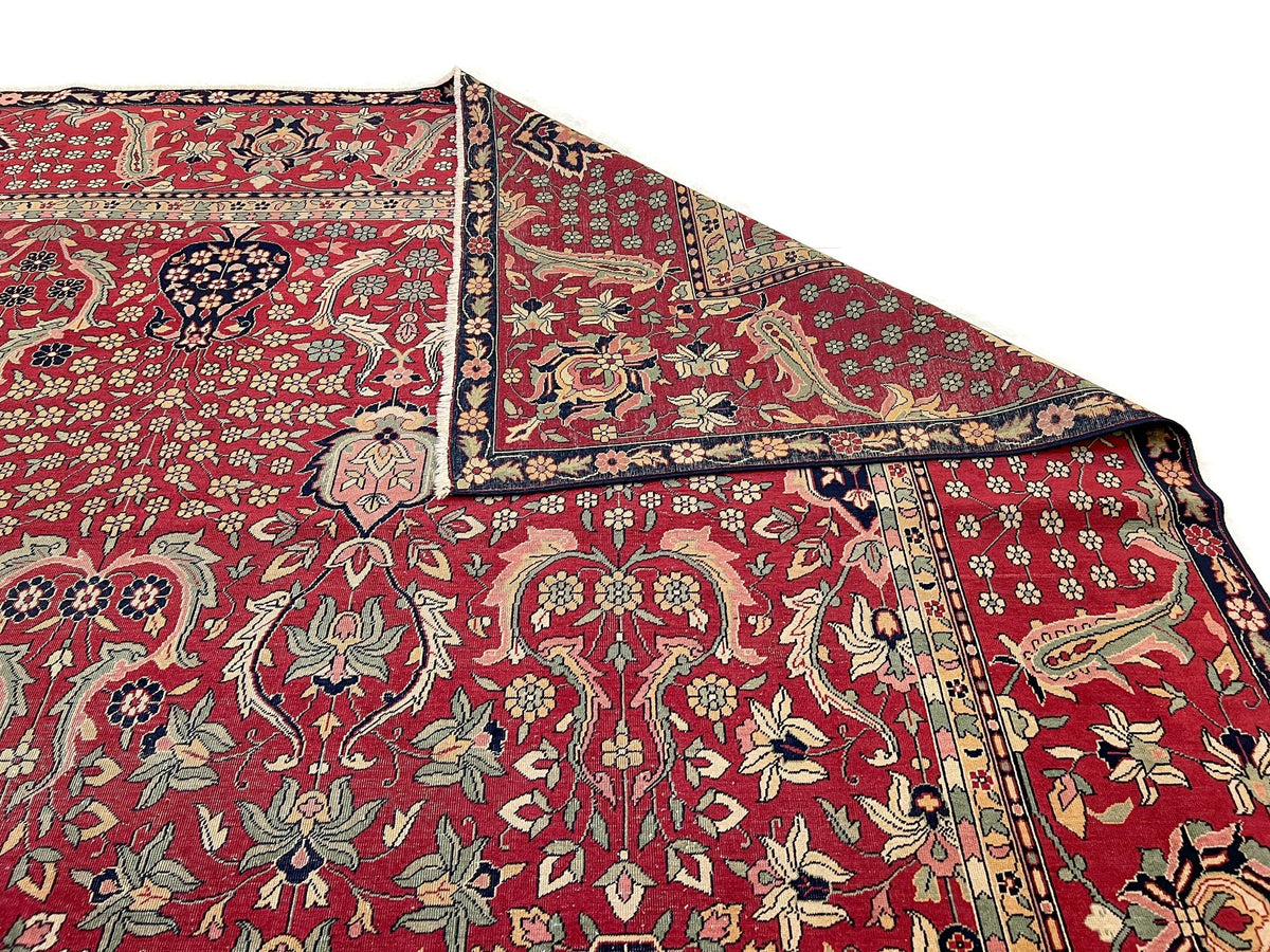 Antique Amritsar (10'00"x16'02") deep red