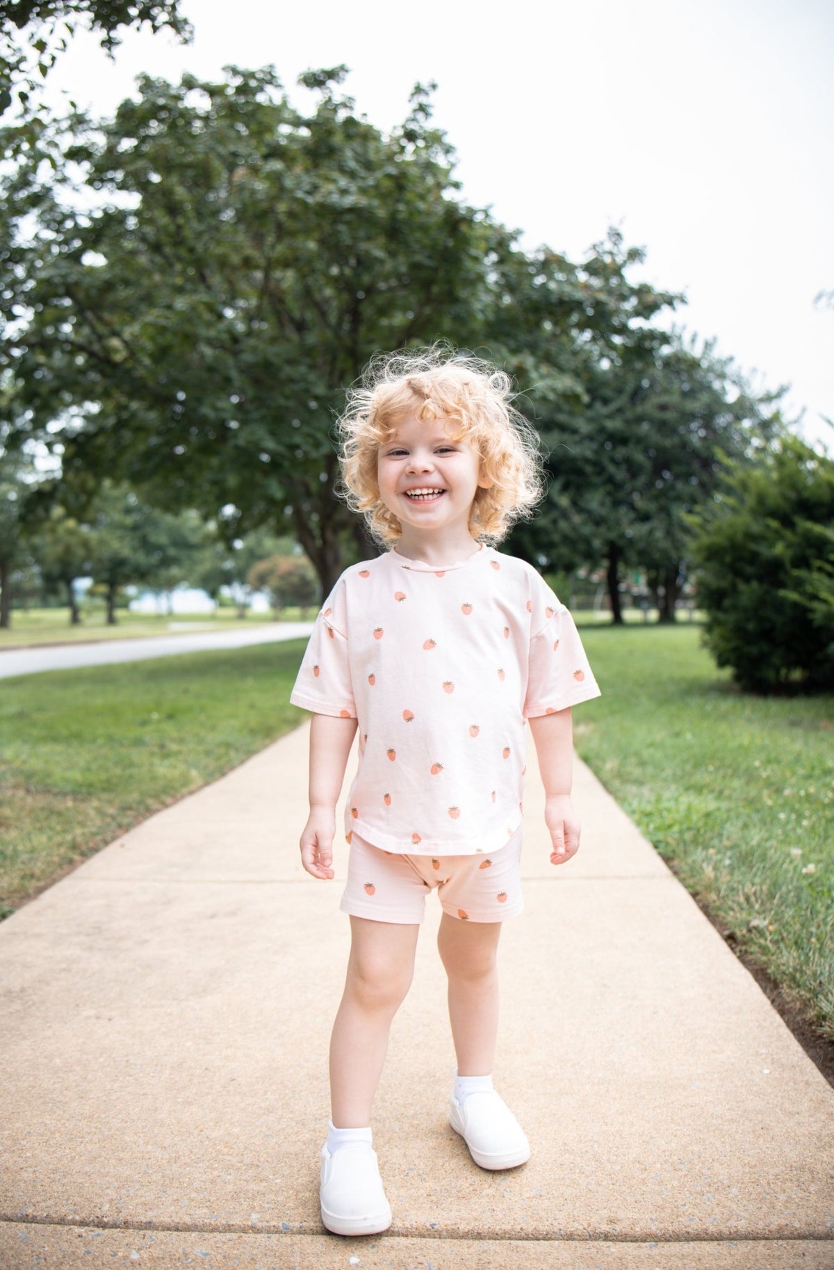 Organic Cotton Strawberry Print Shorts Set - Shop Avnu