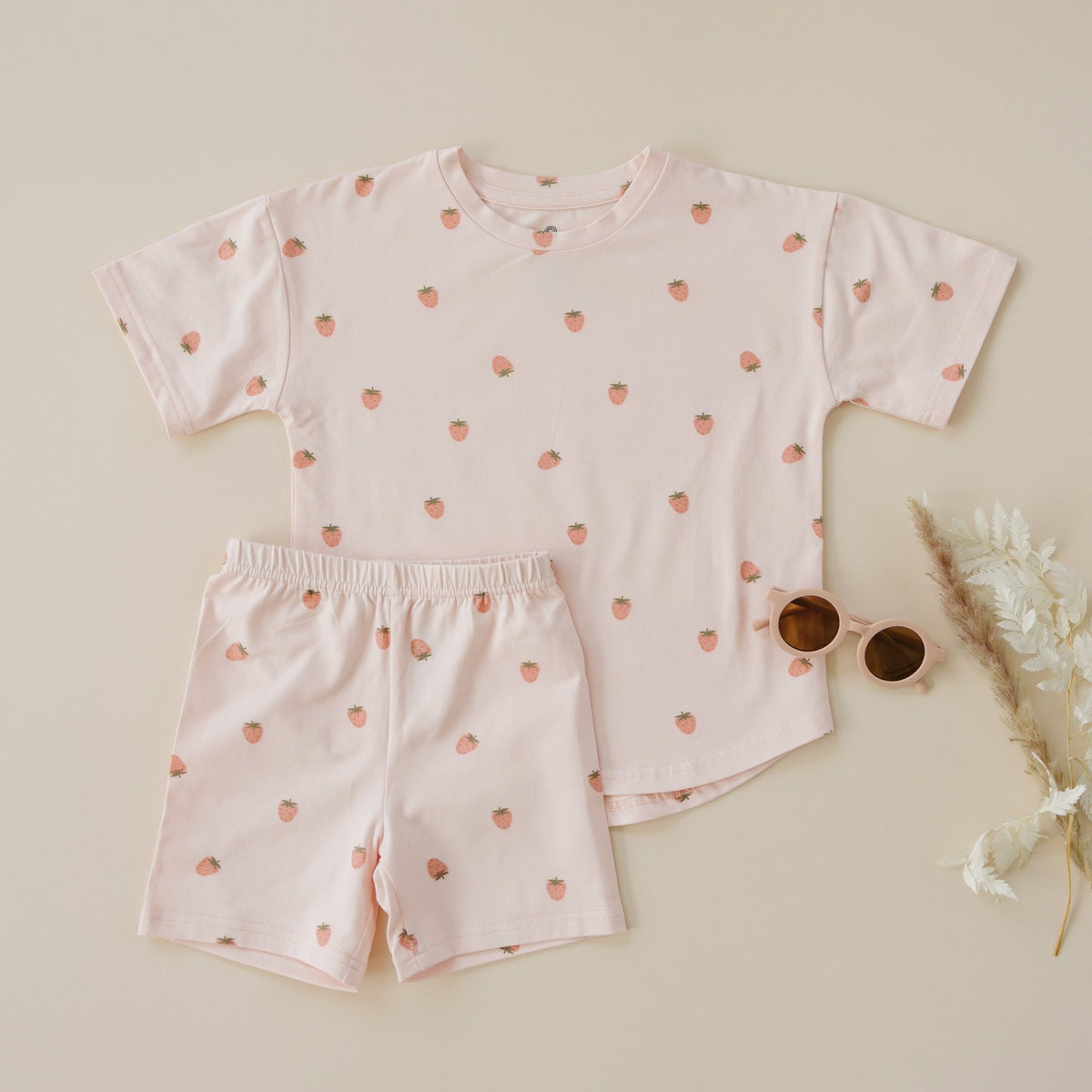 Organic Cotton Strawberry Print Shorts Set - Shop Avnu