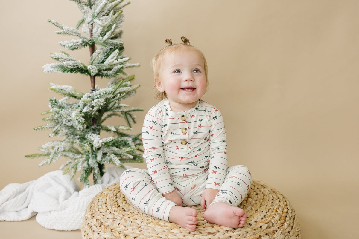 Tied with a Bow Christmas 2pc Henley Bamboo Pajamas - Shop Avnu