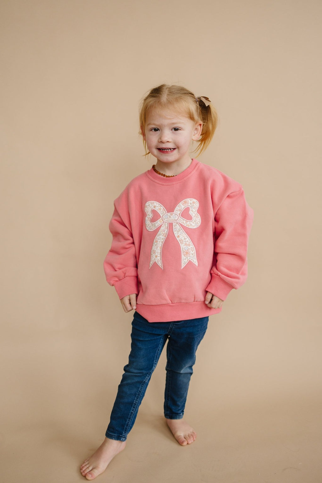 Applique Floral Bow Crewneck Sweatshirt - Shop Avnu