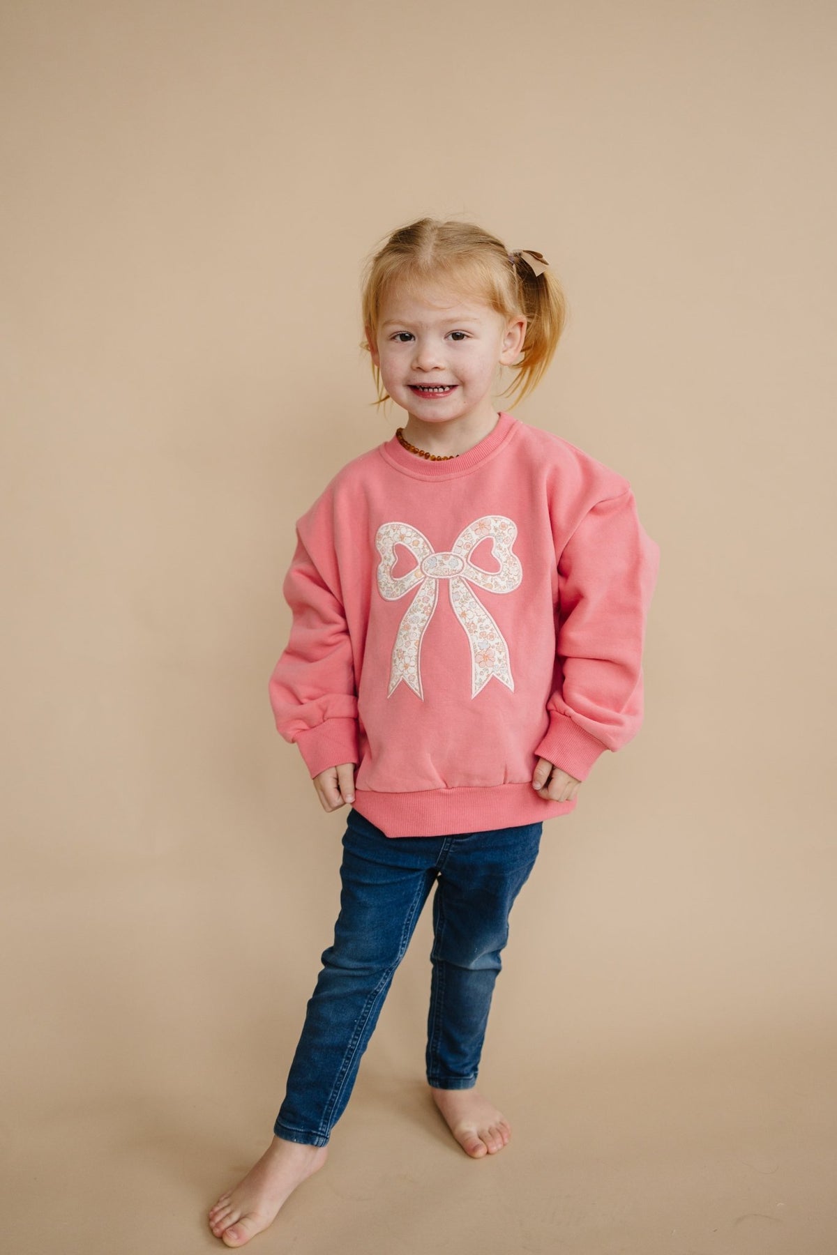 Applique Floral Bow Crewneck Sweatshirt - Shop Avnu