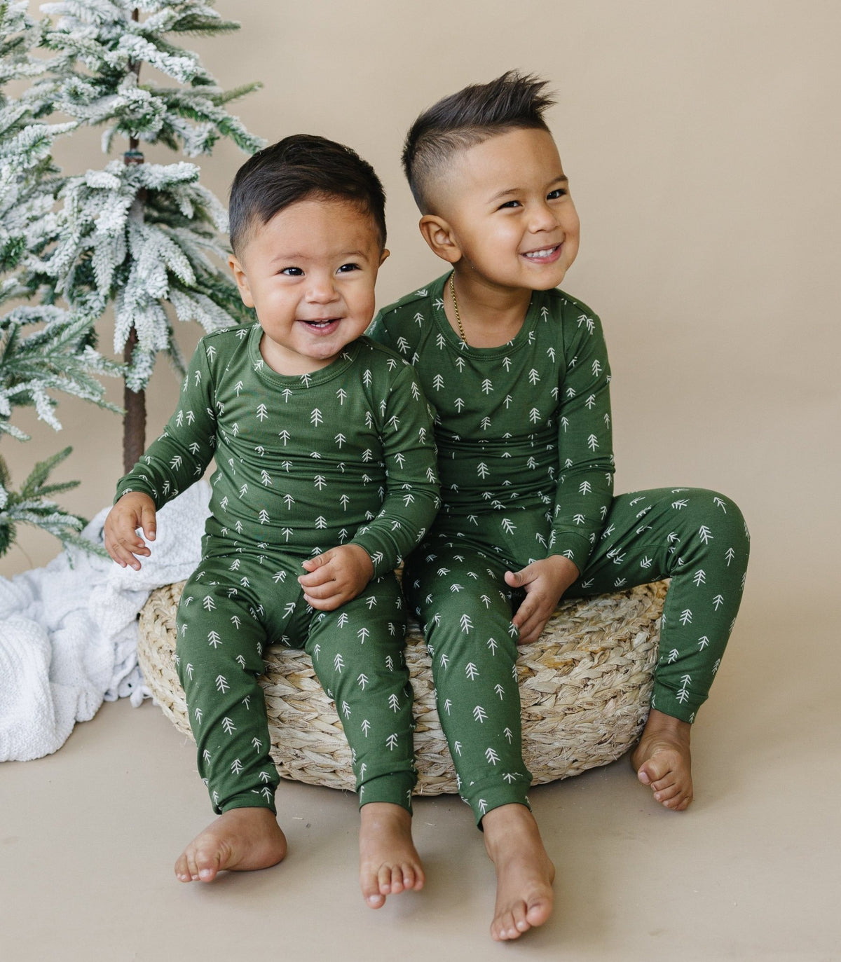 Christmas Tree Bamboo Pajamas - 2pc Set - Shop Avnu