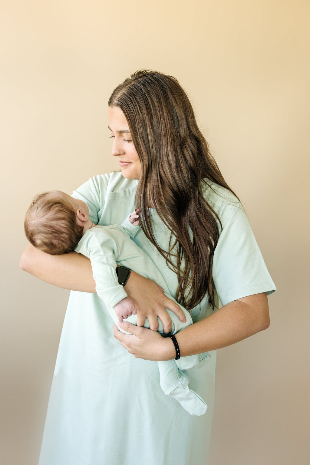 Bamboo Labor & Delivery Gown - Shop Avnu
