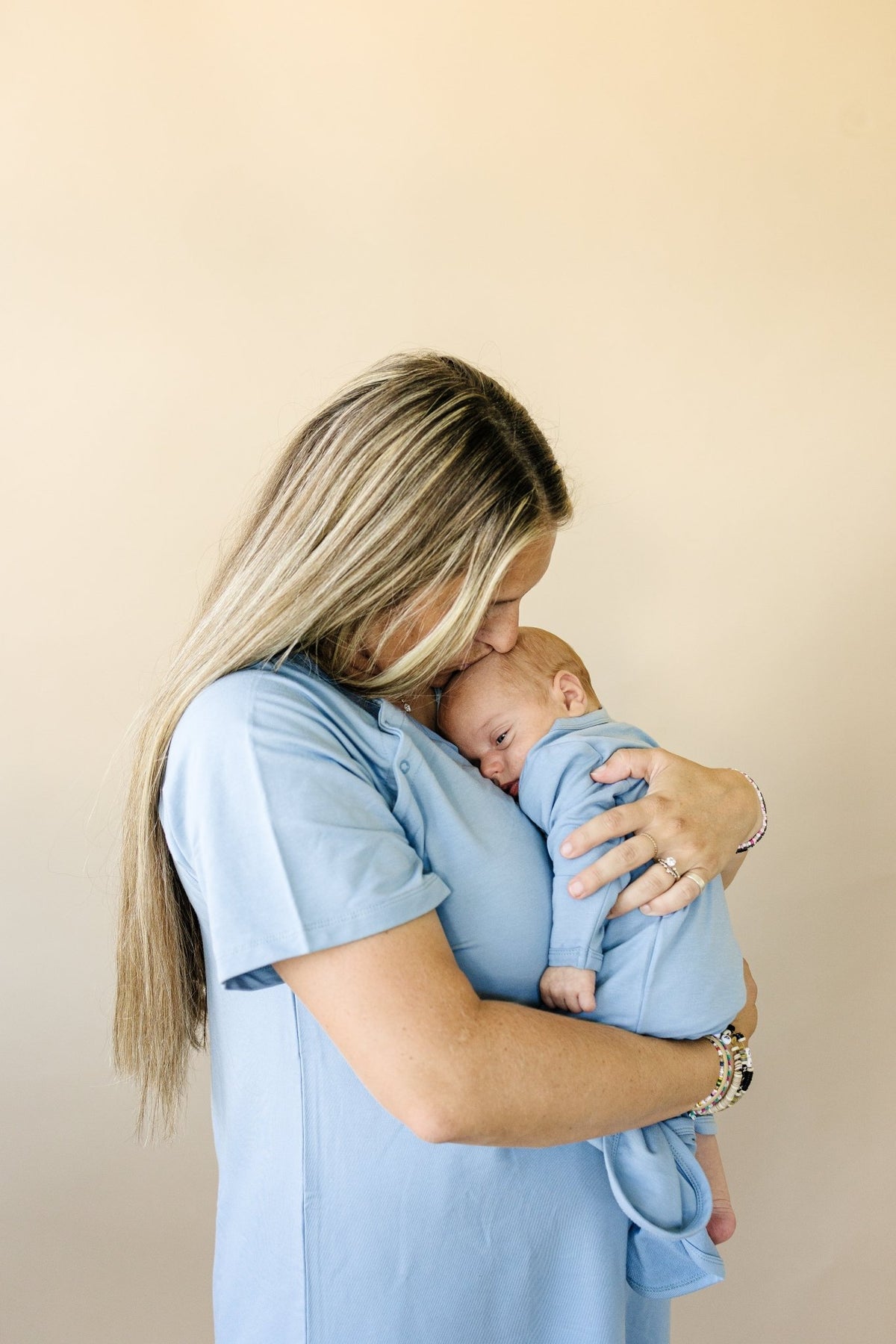 Bamboo Labor & Delivery Gown - Shop Avnu