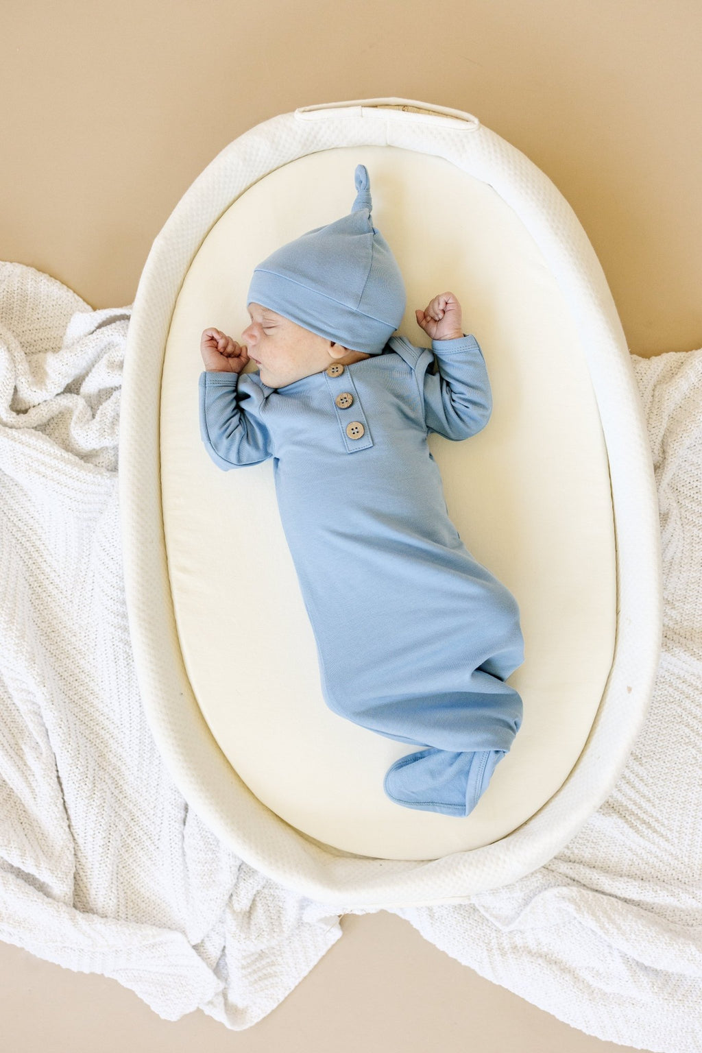 Newborn Bamboo Gown & Hat Set - Shop Avnu