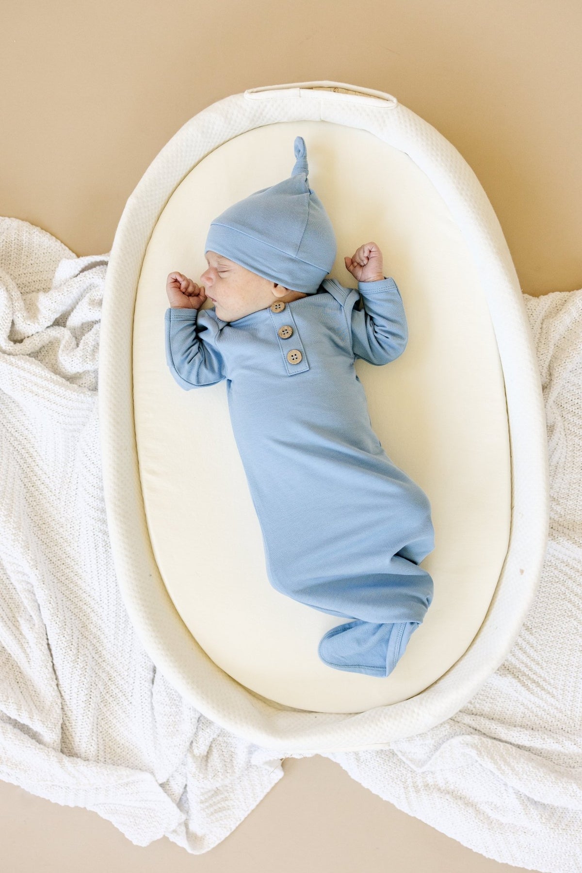 Newborn Bamboo Gown & Hat Set - Shop Avnu