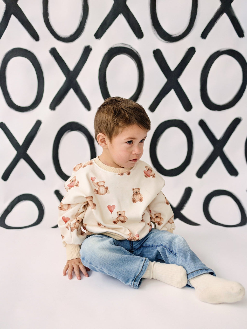 Teddy Bear Hearts Crewneck Sweatshirt - Shop Avnu