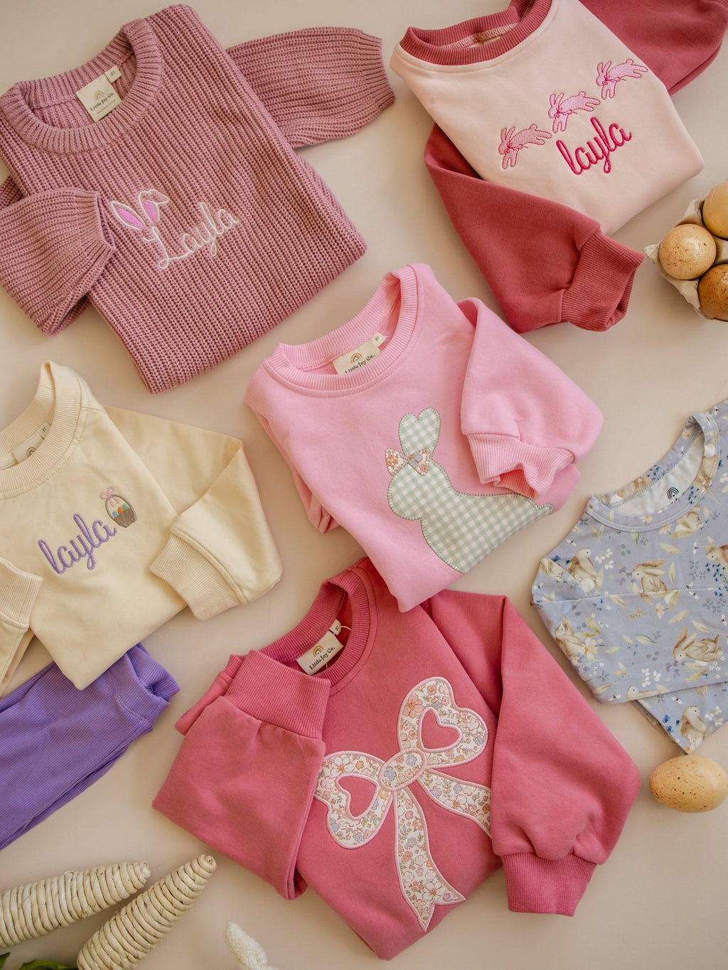 Applique Floral Bow Crewneck Sweatshirt - Shop Avnu
