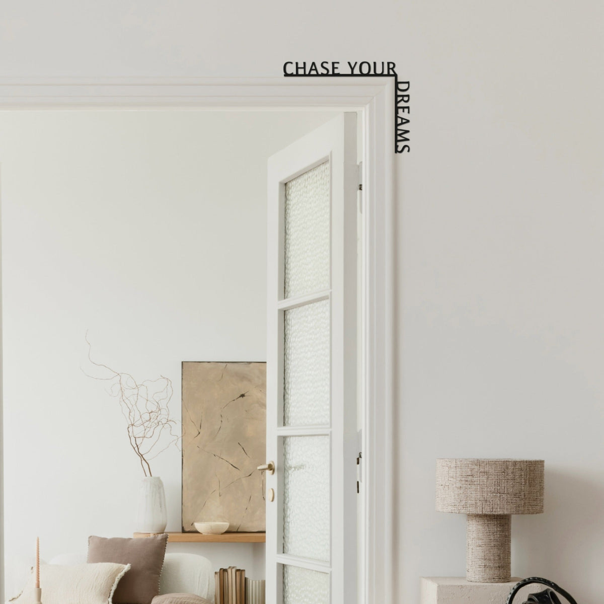 Wooden Corner Quote – Chase Your Dreams