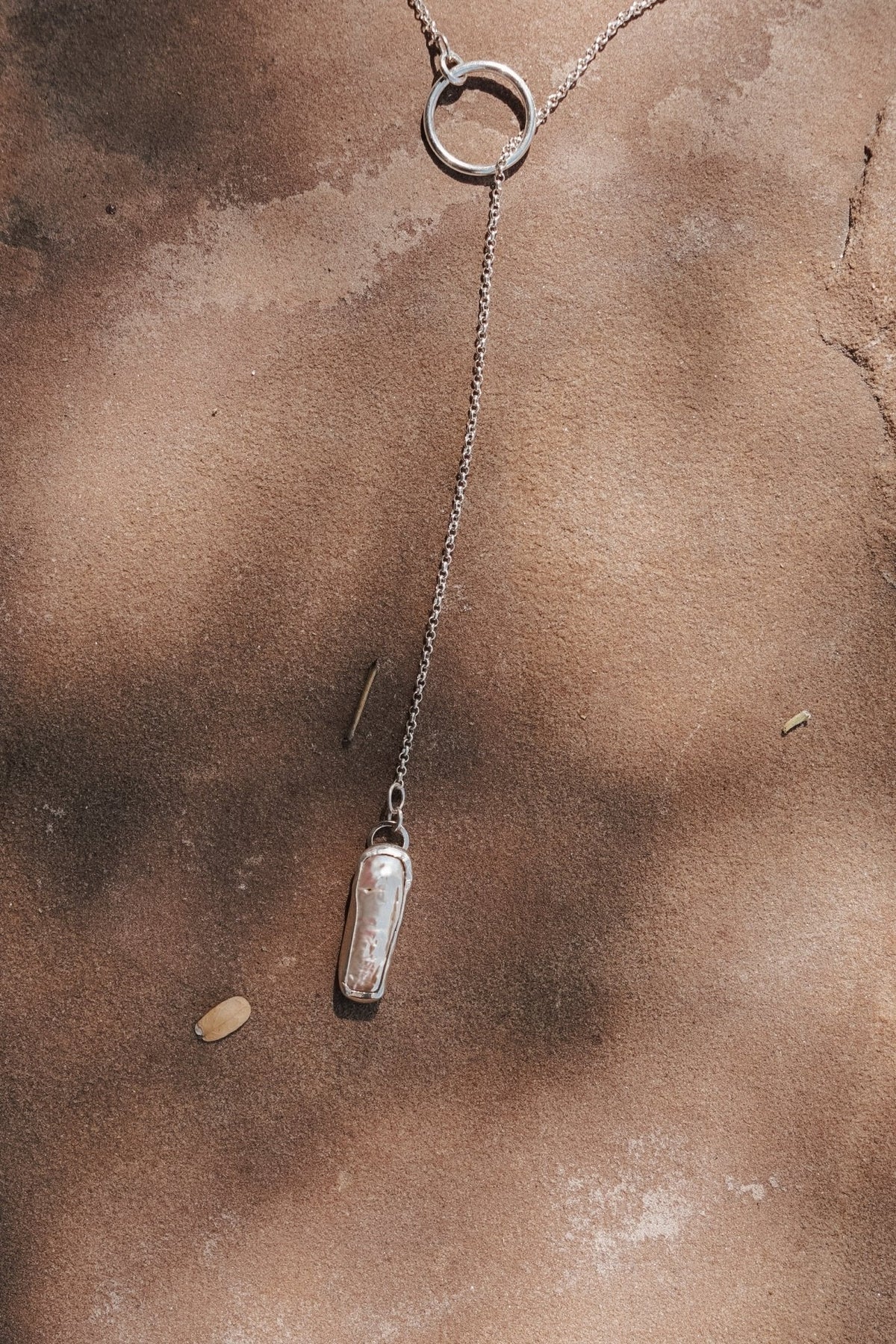 Dainty Lariat in Mother of Pearl